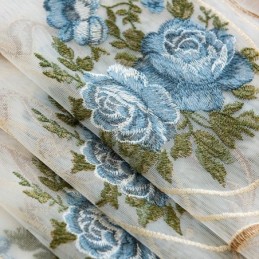 花柄の窓用シアーカーテン。リビングルーム用刺繍チュールカーテン。オーダーメイド。